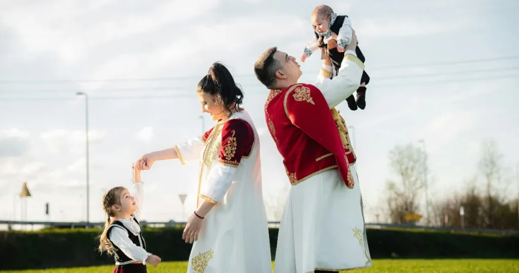 Mindfulness for Parents: 7 Simple Practices for Busy Parents